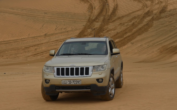 Jeep Grand Cherokee cena 65000 przebieg: 206000, rok produkcji 2011 z Nidzica małe 379